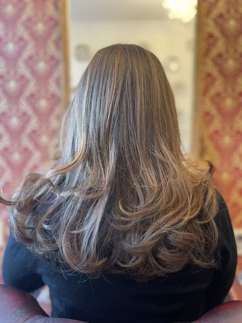 Balayage in Frankfurt: Strähnen, die aussehen wie gewachsen. 6 AirTouch-Technik bei Muscat HairArtist in Frankfurt – Längen und Spitzen