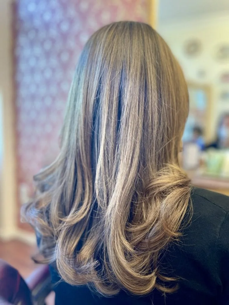 AirTouch Technik bei Muscat HairArtist in Frankfurt 7522