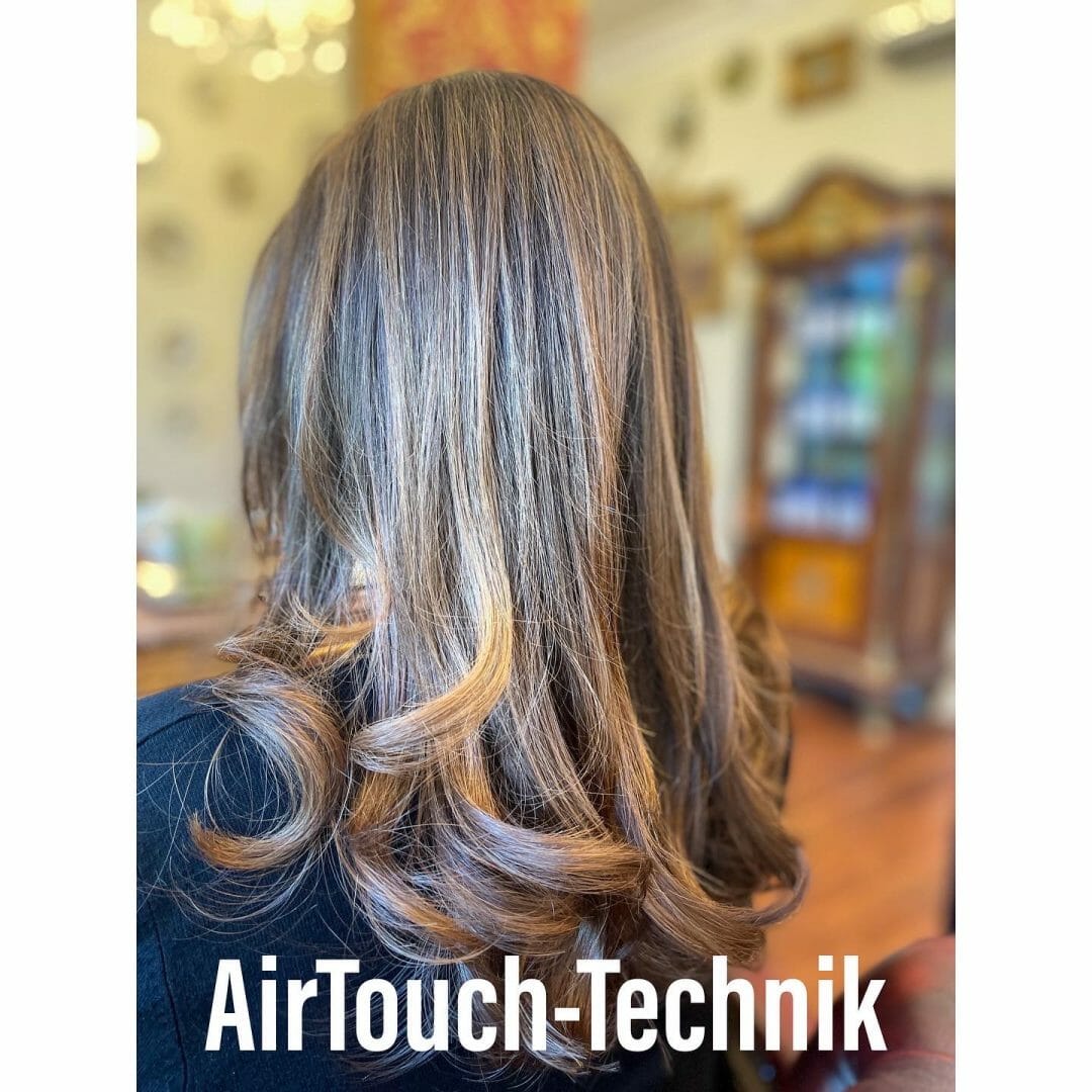 AirTouch-Technik bei Muscat HairArtist in Frankfurt