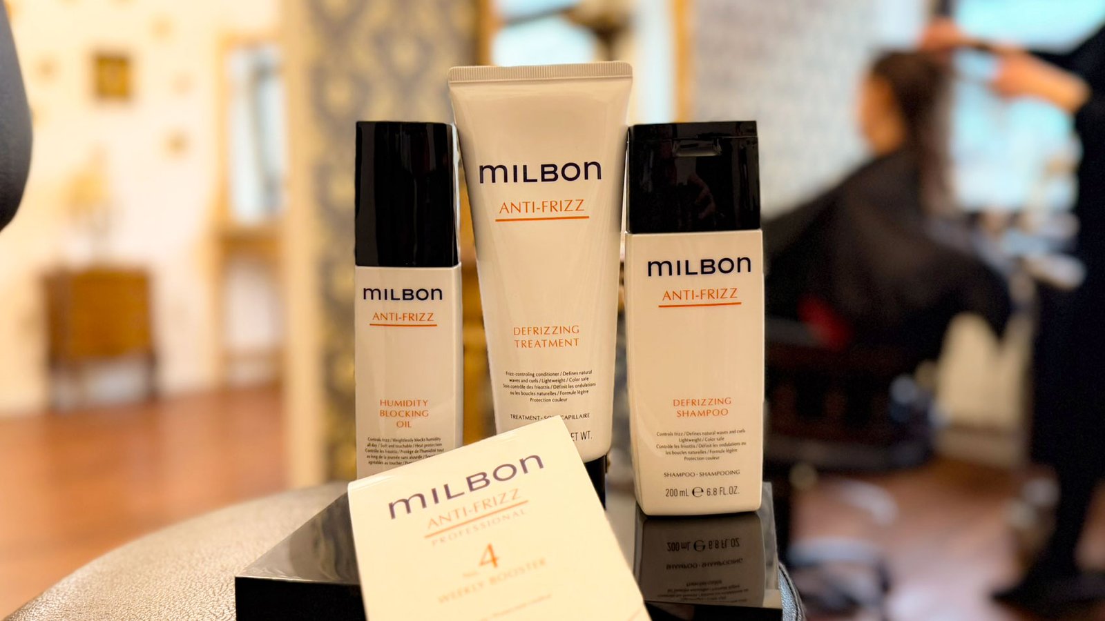 Milbon ANTI-FRIZZ: Anwendung und Einwirkzeit zu Hause 1 Milbon-ANTI-FRIZZ-Treatment